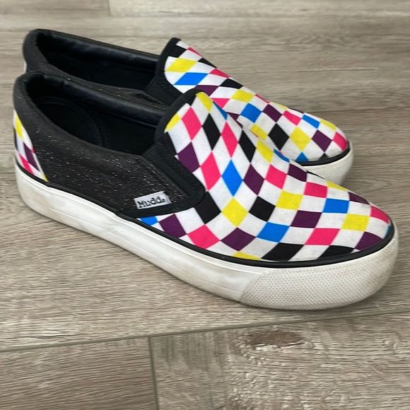 mudd checkered shoes